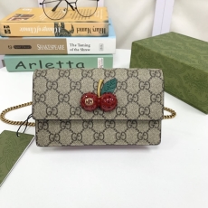 Gucci Wallets & Purse